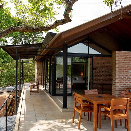 Hotel Kalundewa Retreat à Dambulla Extérieur photo